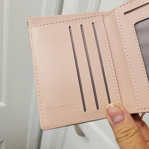 NWOT FT FUNTOR RFID Wallet, Leaf Card holder Trifold, PU Leather, Classic - Picture 4 of 10